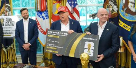 أسعار تذاكر كأس العالم تثير انتقادات واسعة.. سعر تذكرة النهائي يفوق 7000 يورو!