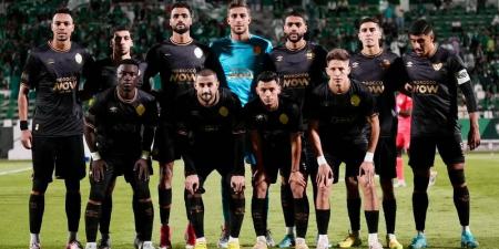 الرجاء يدخل معسكرا داخليا مغلقا بالمغرب قبل المشاركة في دوري النادي المكناسي