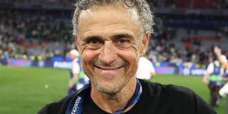 حفل جوائز ذا بيست 2025| إنريكي أفضل مدرب لعام 2025