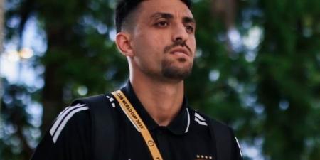 طاهر محمد طاهر يكتفي بتدريبات استشفائية في مران الأهلي بسبب آلام الركبة