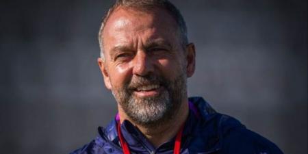 غياب بيدري يُجبر فليك على تعديل تشكيلة برشلونة أمام فياريال