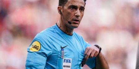 صافرة هولندية لمواجهة الهلال والخليج 