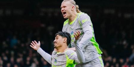 مانشستر سيتي يفوز على نوتنجهام فورست ويتصدر ترتيب الدوري الإنجليزي