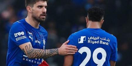 الهلال يسرع خطوات تعافي سالم الدوسري وروبن نيفيز قبل ديربي النصر