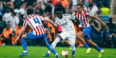 ريال مدريد يعبر أتلتيكو بثنائية ويتأهل لمواجهة برشلونة في نهائي السوبر الإسباني