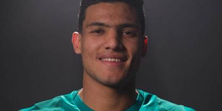 المصري يعلن رسميًا التعاقد مع مصطفى العش لمدة موسم ونصف