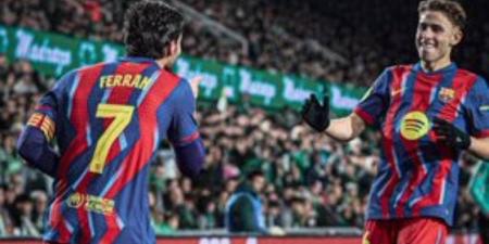 برشلونة يتخطى راسينج سانتاندير بثنائية نظيفة في كأس ملك إسبانيا