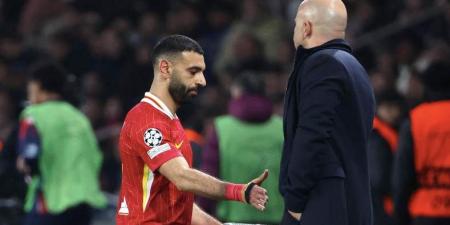 سلوت: لو كان لديّ 15 مهاجمًا سأظل سعيدًا بعودة محمد صلاح إلى ليفربول