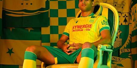 لمزاملة مصطفى محمد.. نانت يعلن ضم المدافع الليبي علي يوسف