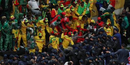 تمديد الحراسة النظرية للجماهير السنغالية ومعهم جزائري بعد شغب نهائي كأس أفريقيا