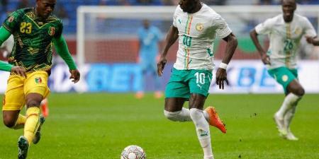 أحمد شوبير يكشف كواليس عرض فالنسيا لأليو ديانج ورغبة اللاعب الحاسمة