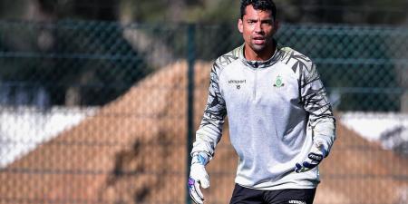 باستثناء التكناوتي.. الجيش الملكي يواجه شبيبة القبائل بصفوف مكتملة