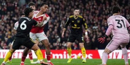 مانشستر يونايتد يحقق فوزًا مثيرًا على آرسنال في الدوري الإنجليزي