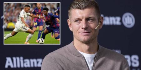 كروس: "أعتقد أن مشجع ريال مدريد سيفضل الفوز بمباراتَي الكلاسيكو على لقب 'الليغا'"