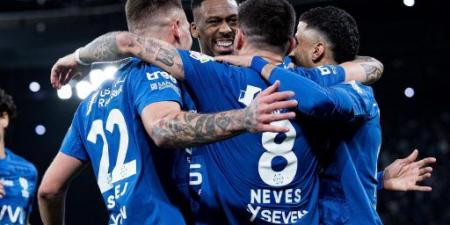 ثنائي الهلال يزين التشكيلة المثالية للاعبين الآسيويين 2025