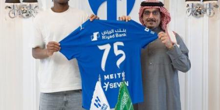 ميتي يزين قائمة الهلال في موقعة الأهلي