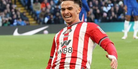 الطالبي يسجل هدفا ويساهم في فوز سندرلاند على بيرنلي (3-0) بالدوري الإنجليزي