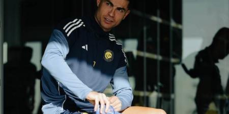 أول الحاضرين للتدريبات.. رونالدو ينهي تمرده في النصر