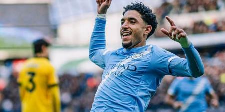 مرموش يقود تشكيل مانشستر سيتي أمام نيوكاسل في كأس الرابطة الإنجليزية