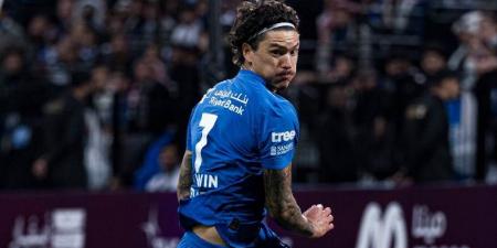 عكاظ: نونيز غير راضٍ عن التعاقد مع بنزيما ويطالب بمغادرة الهلال