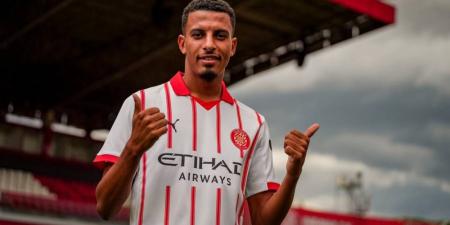 أوناحي يشارك في التداريب الجماعية لجيرونا قبل أيام من مواجهة برشلونة