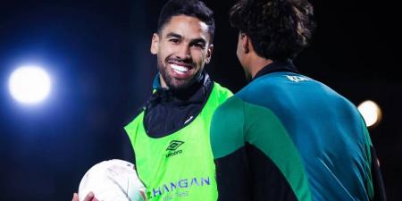 الرجاء يستعيد خدمات إسماعيل خافي أمام نهضة بركان بعد استنفاد عقوبة الإيقاف