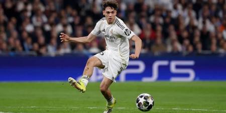 المغربي الأصل بيتارش بعد الفوز على السيتي: "المدرب يطلب مني أن ألعب بالطريقة التي أعرفها وألا أخاف من الكرة"