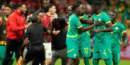 الكاف يعيد فتح ملف نهائي "الكان" من جديد ويطلب دفوعات الجامعة