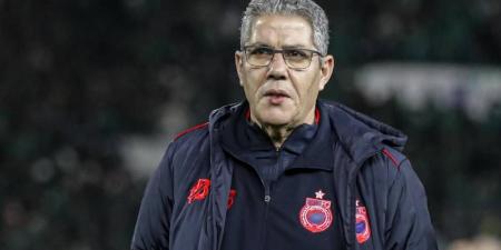 خطوي (مدرب أولمبيك آسفي): "لم نقم بالتراجع للدفاع أمام الوداد وثقتي بالتأهل كانت كبيرة"