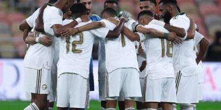 بعثة الأخضر تغادر إلى صربيا