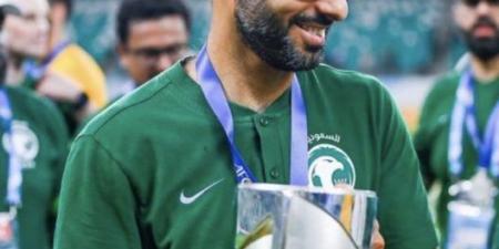 وكيل الشهري يوضح حقيقة مفاوضات تدريب الأخضر