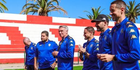 كارتيرون: "الإقصاء أثّر على لاعبي الوداد ونعمل على إعادة الروح للمجموعة وبث أجواء إيجابية داخل الفريق"