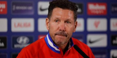 سيميوني يدين العنصرية ويصفها بالأزمة العالمية