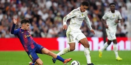 بيلينغهام: "لا يمكنك الفوز بالليغا إذا خسرت هذا العدد من النقاط أمام برشلونة"