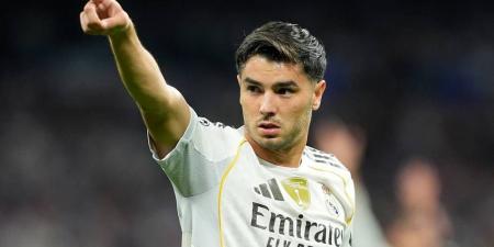 دياز يعود إلى دكة بدلاء ريال مدريد.. المغربي احتياطي أمام ديبورتيفو ألافيس