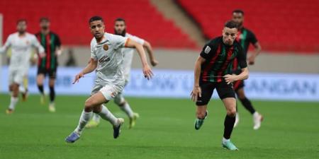 الجيش الملكي "بطلا للخريف" بعد تعادله مع نهضة بركان (0-0) في آخر مباراة عن شطر الذهاب