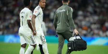 ضربة جديدة لخصم المغرب.. إصابة ميليتاو تزيد معاناة المنتخب البرازيلي قبل المونديال