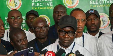 16 عضوا داخل الاتحاد السنغالي يتّهمون رئيسهم عبد الله فال بالفساد المالي بسبب مكافآت "كان 2025"