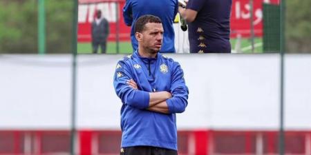 غياب نصير عن مباراة الكوكب يثير التساؤلات حول دوره داخل الطاقم التقني للوداد