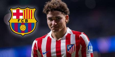 برشلونة يفتح قنوات التواصل مع أتلتيكو مدريد في محاولة للتعاقد مع ألفاريز