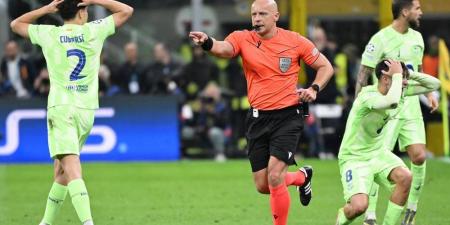 الحكم مارسينياك: "بصراحة قراراتي كانت لصالح برشلونة ضد إنتر والـ'VAR' صحّحها"