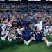 عرض استثنائي وتوصيل مجاني.. الهلال يحتفي بالفوز على مانشستر سيتي