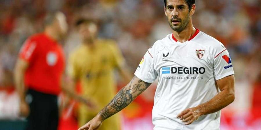 ماركا: إشبيلية سيعلن رحيل إيسكو خلال ساعات