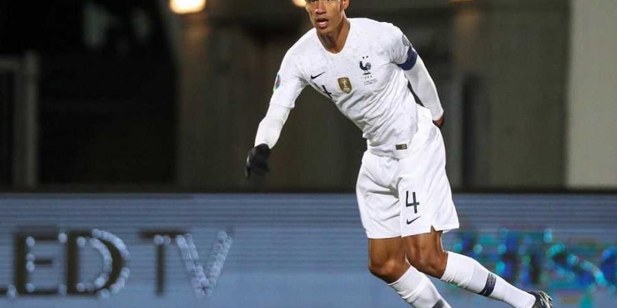 فاران يعلن اعتزاله الدولي