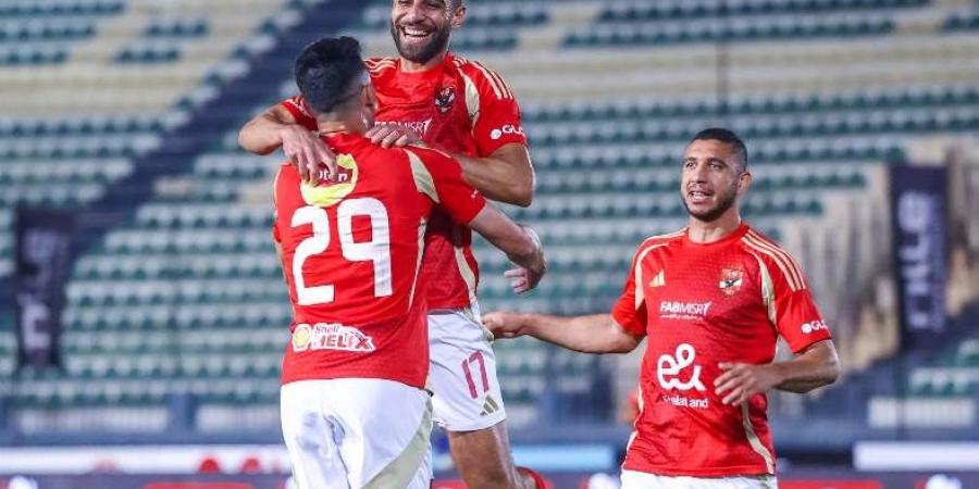 طاهر محمد طاهر يفتتح التسجيل للأهلي أمام حرس الحدود "فيديو"