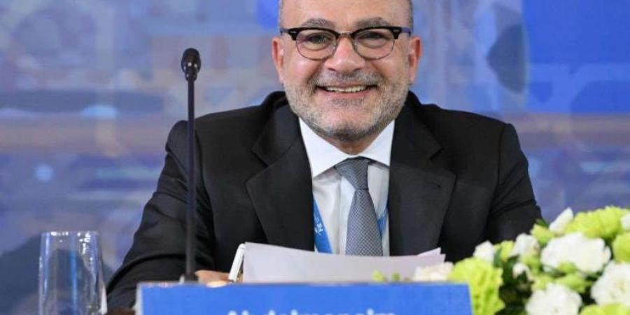 رئيس اللجنة الأولمبية الدولية يهنيء الحسيني برئاسة الاتحاد الدولي للسلاح
