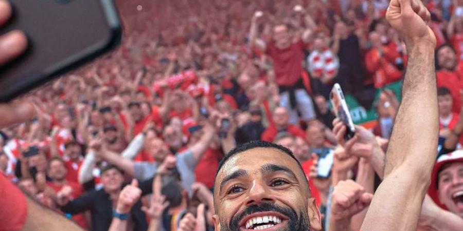 رافينيا يحدد محمد صلاح و5 منافسين معه على الكرة الذهبية