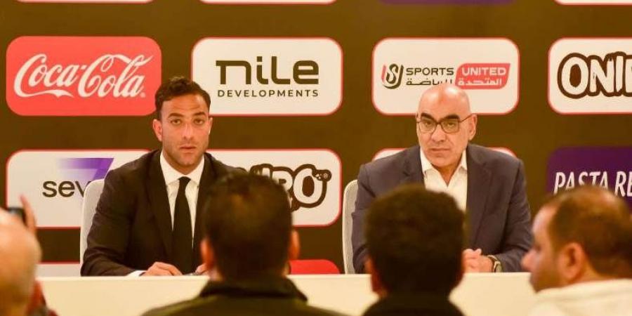 ميدو يكشف موعد حل أزمة إيقاف قيد الزمالك