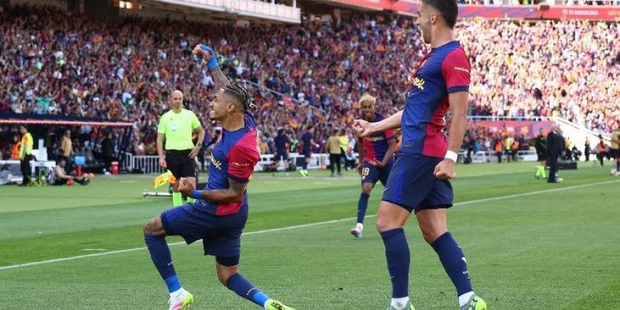 برشلونة يفوز على ريال مدريد بريمونتادا مثيرة ويقترب من الليجا