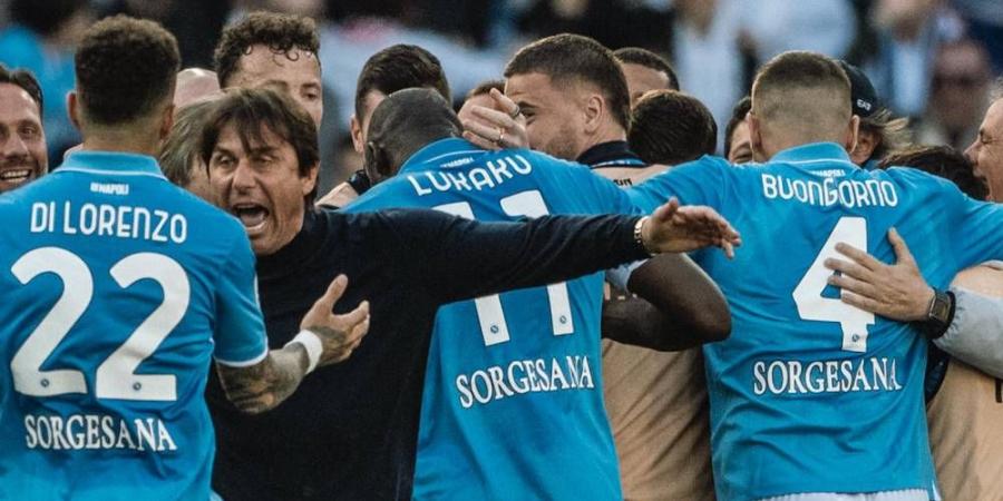 نابولي يُتوج بطلاً للدوري الإيطالي للمرة الرابعة في تاريخه